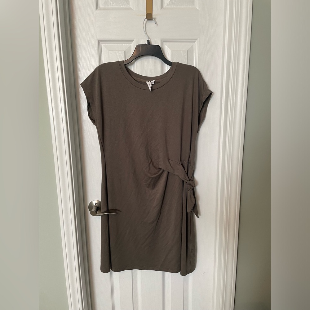 Cable & Gauge olive green front-knot t-shirt dress with cap sleeves
